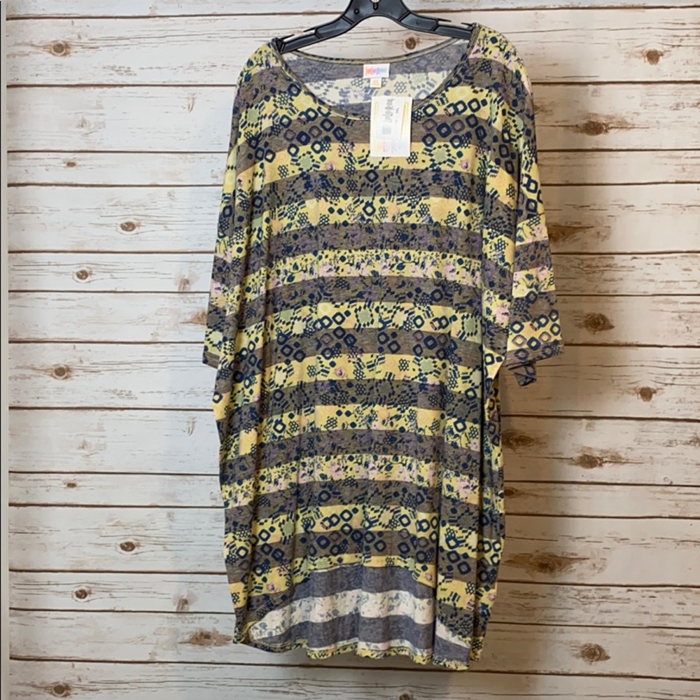 LulaRoe NWT Irma 3 XL